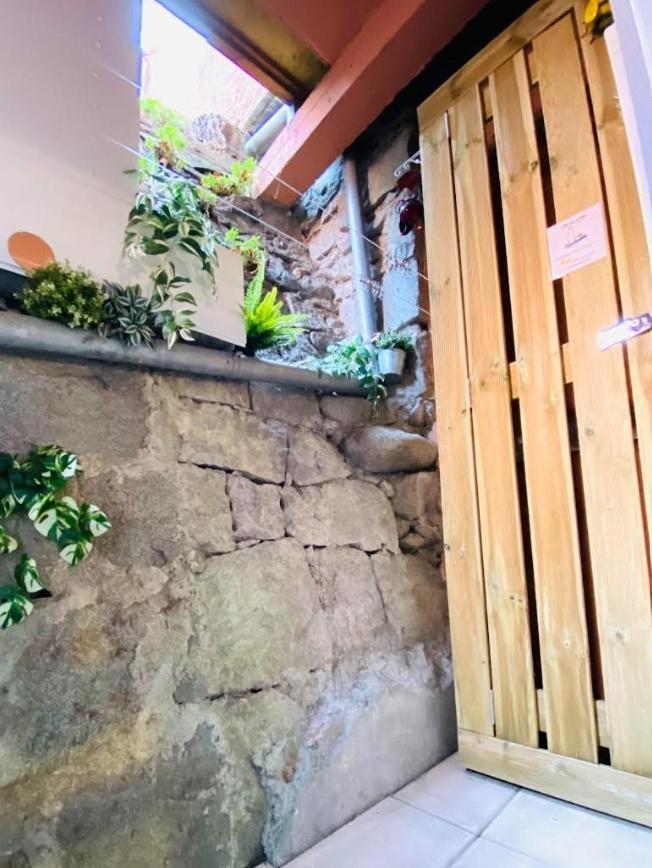 Le Navarre, charmant T2 familial équipé, en rez-de-chaussée, très bien situé en centre ville de Cauterets Exterior foto